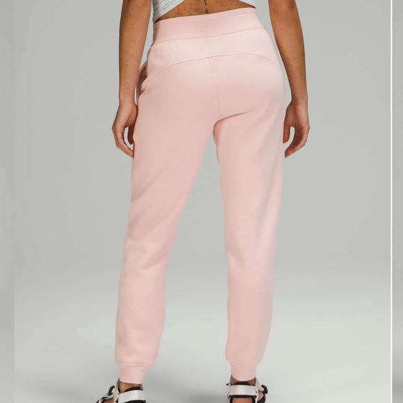 Lululemon Scuba High-Rise Jogger *Fleece 28" EUC Size 20 *FLAW - SEE NOTES - Picture 2 of 7